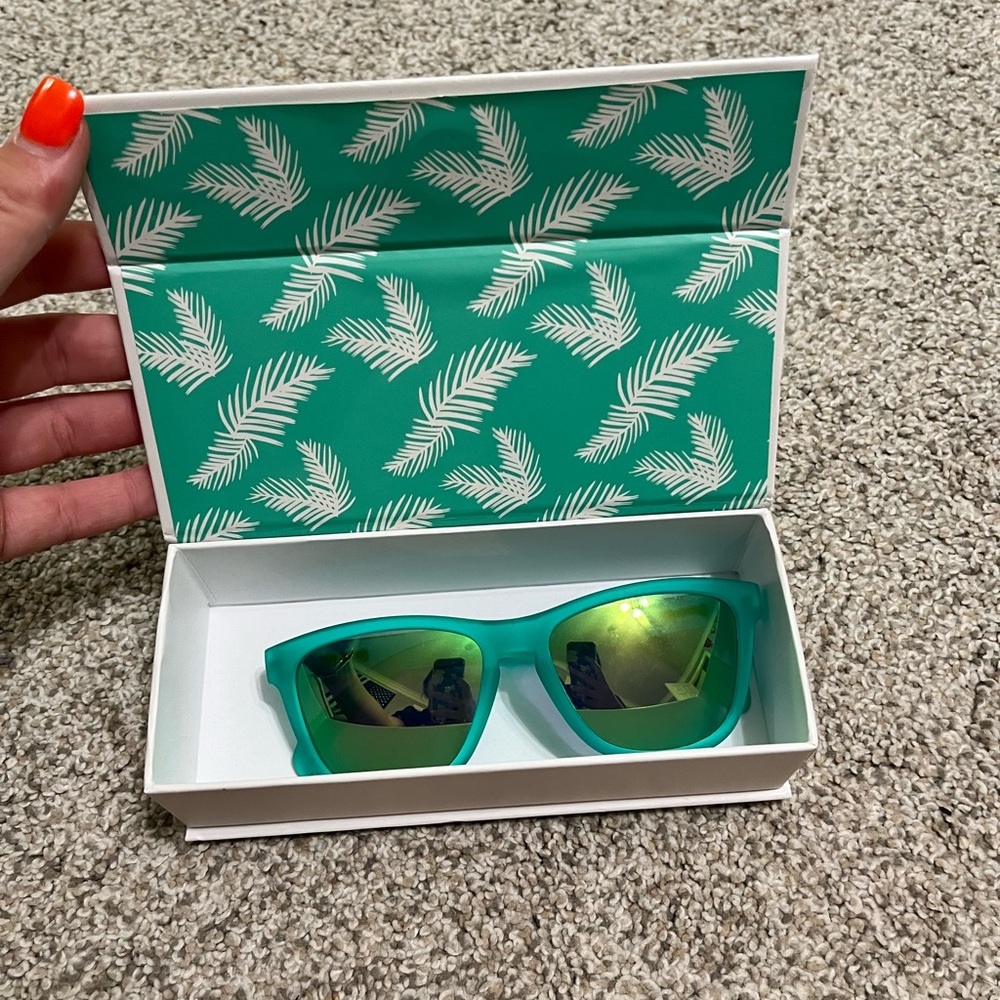 💚GOODR SUNGLASSES 💚